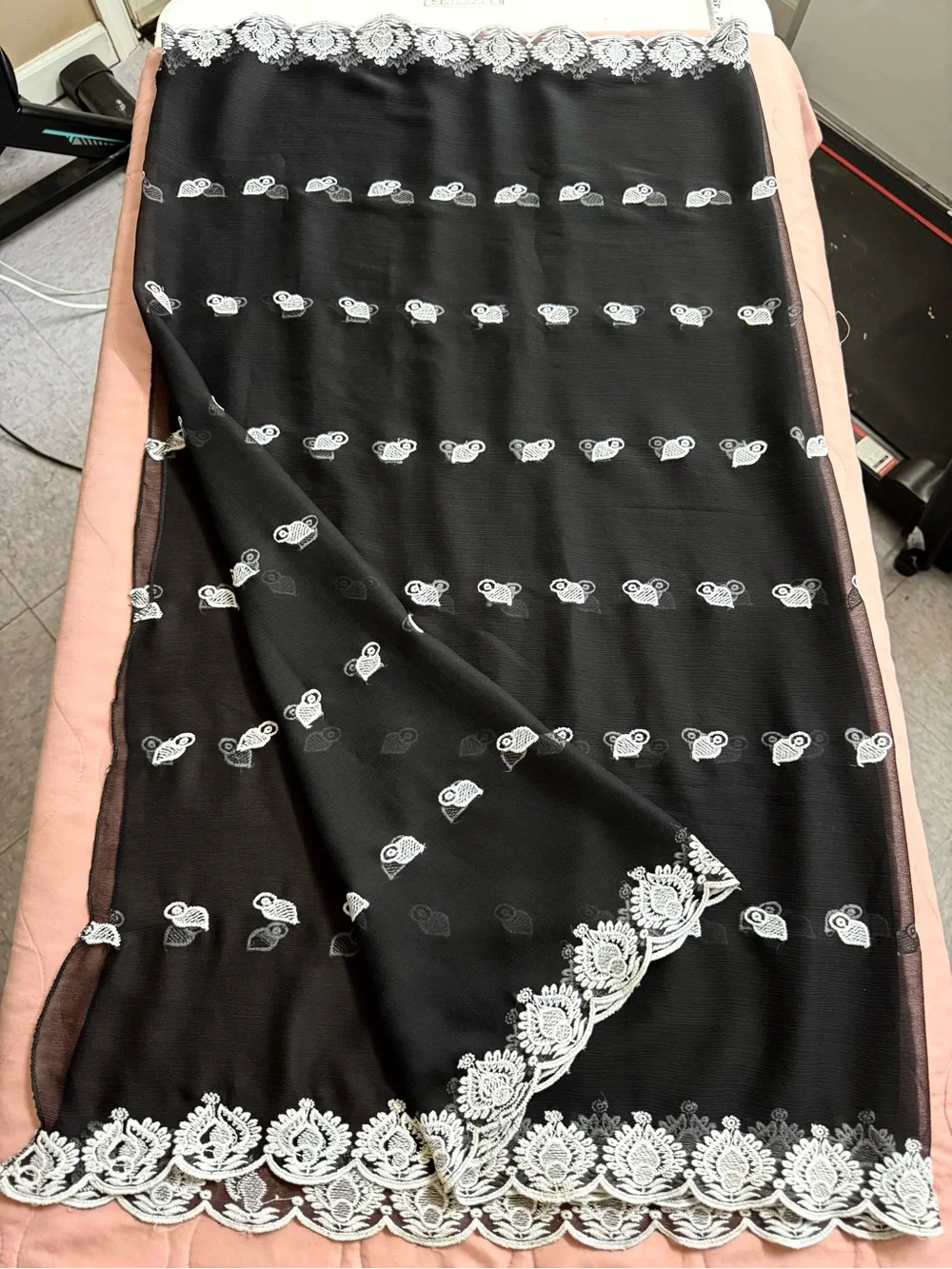 Pakistani chiffon embroidered duppata/ shawl
